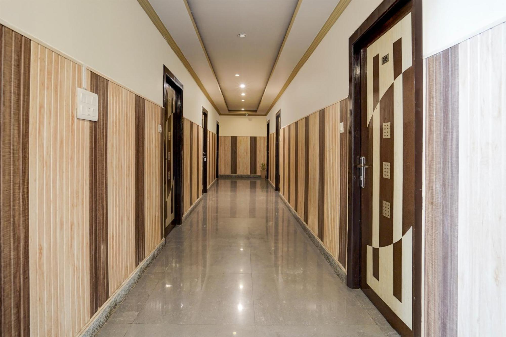 Super Townhouse Haridwar Near Har Ki Pauri Hotel Екстериор снимка